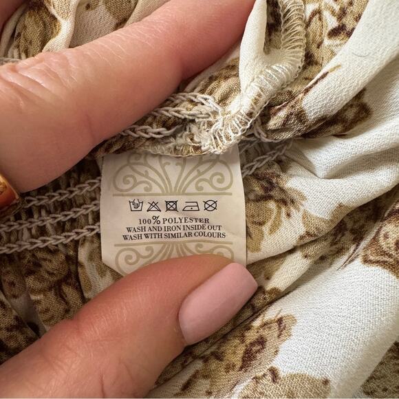 Never Fully Dressed stretch skirt in floral print - Picture 3 of 5